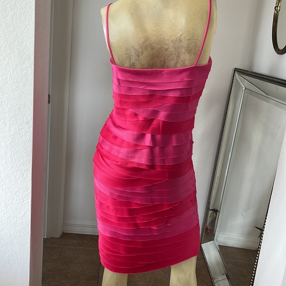 Gorgeous Nordstrom JS Collections Ribbon Bandage Dress NWOT - Picture 6 of 7